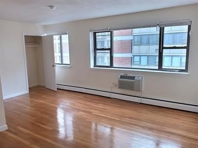 Studio bed, 1 bath apartment for rent at 1027 Commonwealth Ave Unit 28, Allston — photo 4 of 5