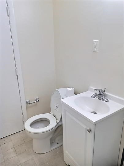 Studio bed, 1 bath apartment for rent at 1027 Commonwealth Ave Unit 28, Allston — photo 5 of 5