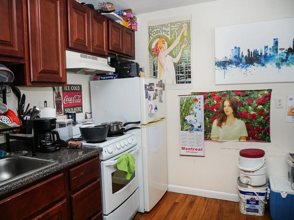 Studio bed, 1 bath apartment for rent at 1027 Commonwealth Ave Unit 33, Allston — photo 1 of 4