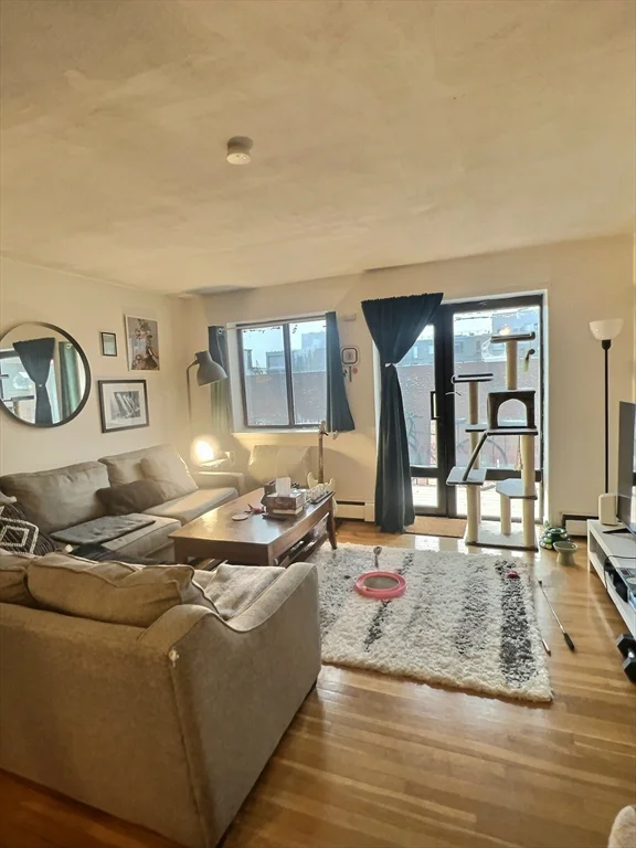 1 bed, 1 bath apartment for rent at 1027 Commonwealth Ave Unit 36, Allston