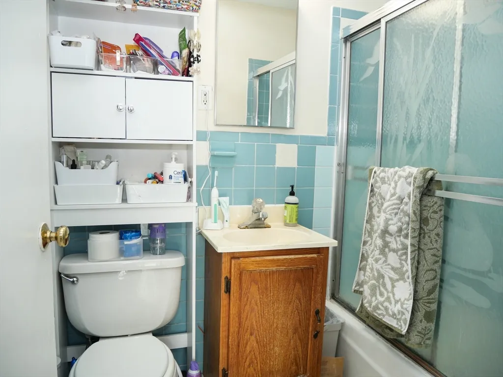 Studio bed, 1 bath apartment for rent at 1027 Commonwealth Ave Unit 10, Allston — photo 7 of 7