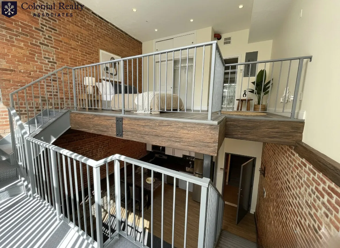 1 bed, 1 bath apartment for rent at 1028 Commonwealth Ave Unit 101, North Brookline — photo 2 of 7
