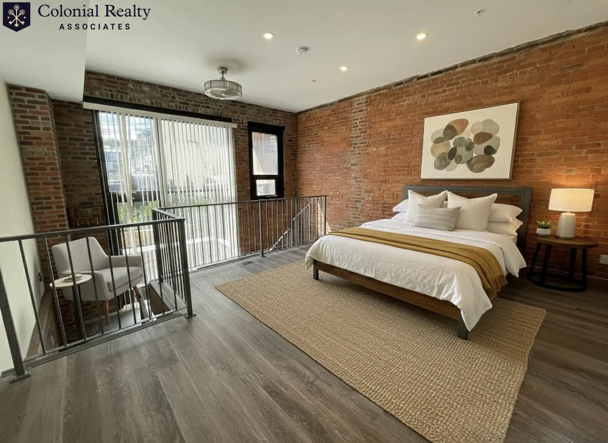 1 bed, 1 bath apartment for rent at 1028 Commonwealth Ave Unit 101, North Brookline — photo 6 of 7