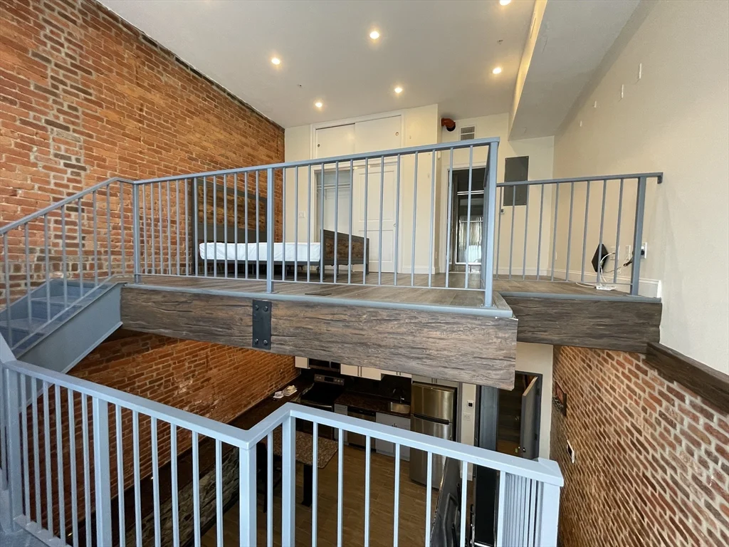 1 bed, 1 bath apartment for rent at 1028 Commonwealth Ave Unit 102, Coolidge Corner — photo 5 of 11