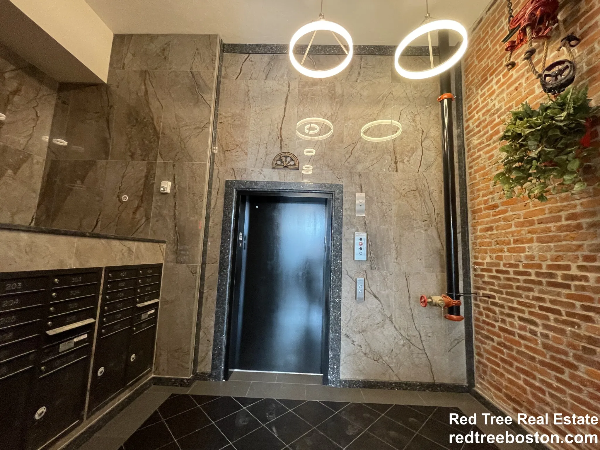 1 bed, 1 bath apartment for rent at 1028 Commonwealth Ave Unit 103, Coolidge Corner — photo 14 of 17