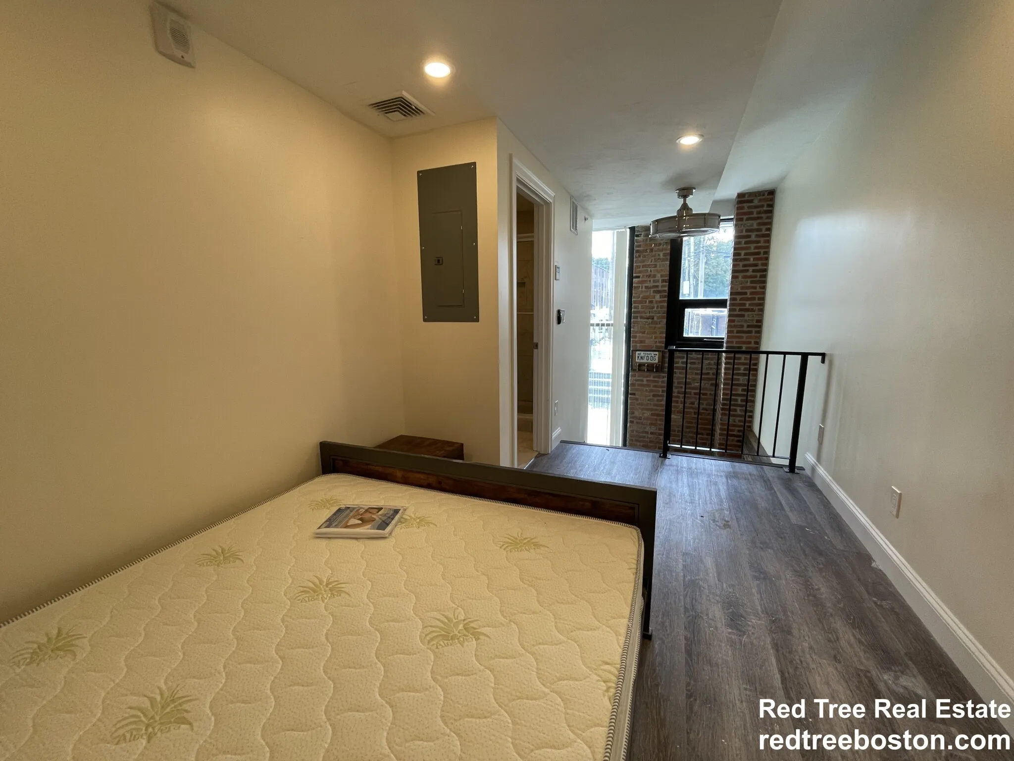 1 bed, 1 bath apartment for rent at 1028 Commonwealth Ave Unit 103, Coolidge Corner — photo 12 of 17