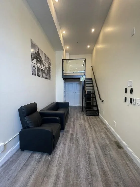 1 bed, 1 bath apartment for rent at 1028 Commonwealth Ave Unit 104, Coolidge Corner — photo 9 of 11