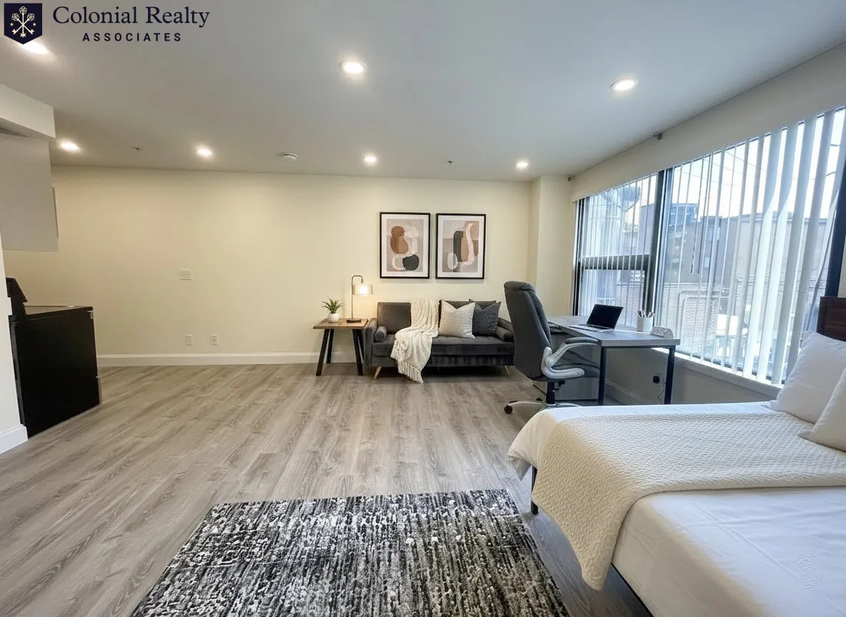 Studio bed, 1 bath apartment for rent at 1028 Commonwealth Ave Unit 202, North Brookline — photo 4 of 10