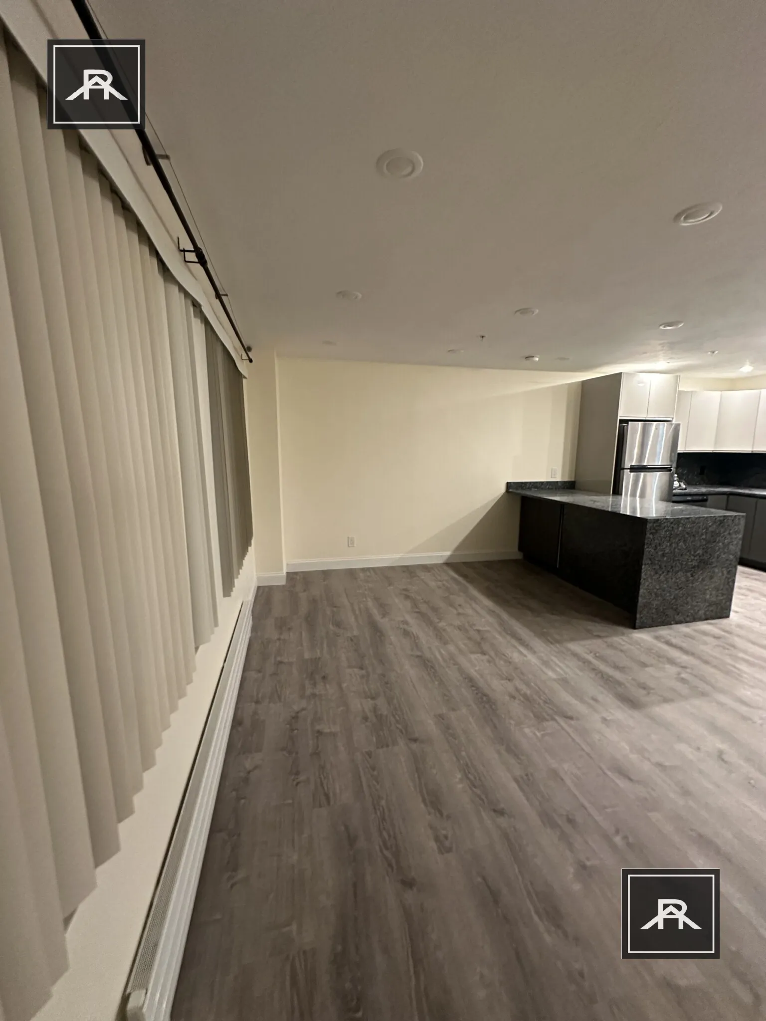 Studio bed, 1 bath apartment for rent at 1028 Commonwealth Ave Unit 206, Allston — photo 6 of 14