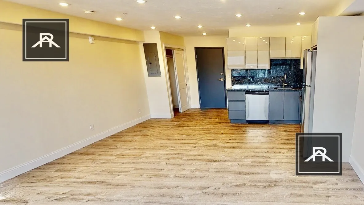 Studio bed, 1 bath apartment for rent at 1028 Commonwealth Ave Unit 206, Allston — photo 11 of 14