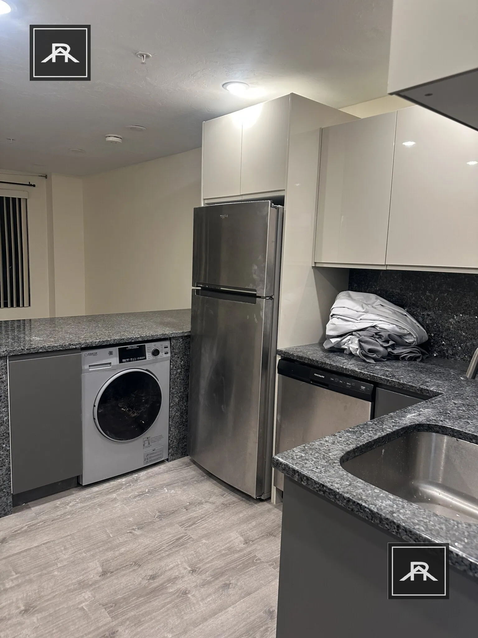 Studio bed, 1 bath apartment for rent at 1028 Commonwealth Ave Unit 206, Allston — photo 3 of 14