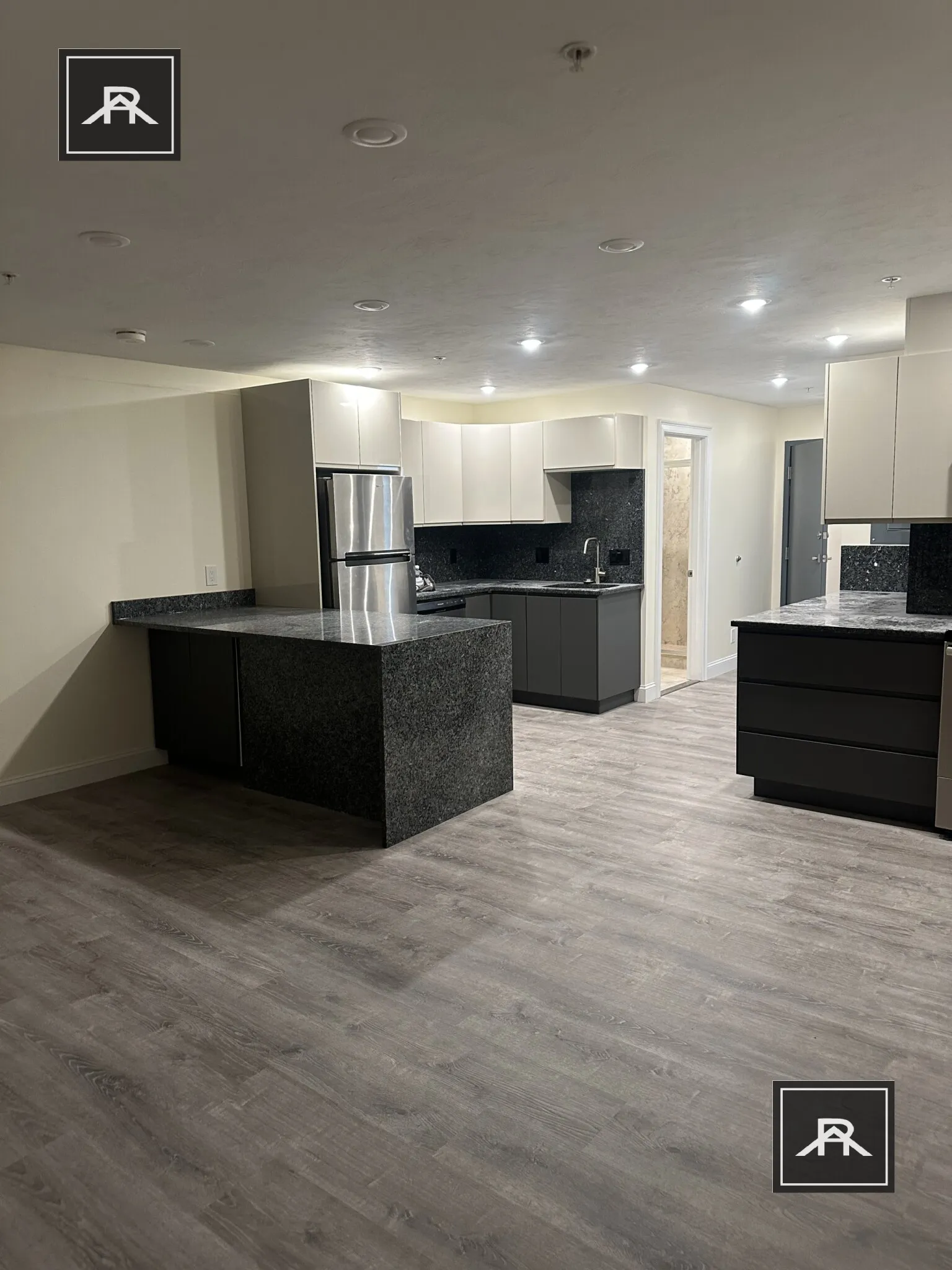 Studio bed, 1 bath apartment for rent at 1028 Commonwealth Ave Unit 206, Allston — photo 4 of 14