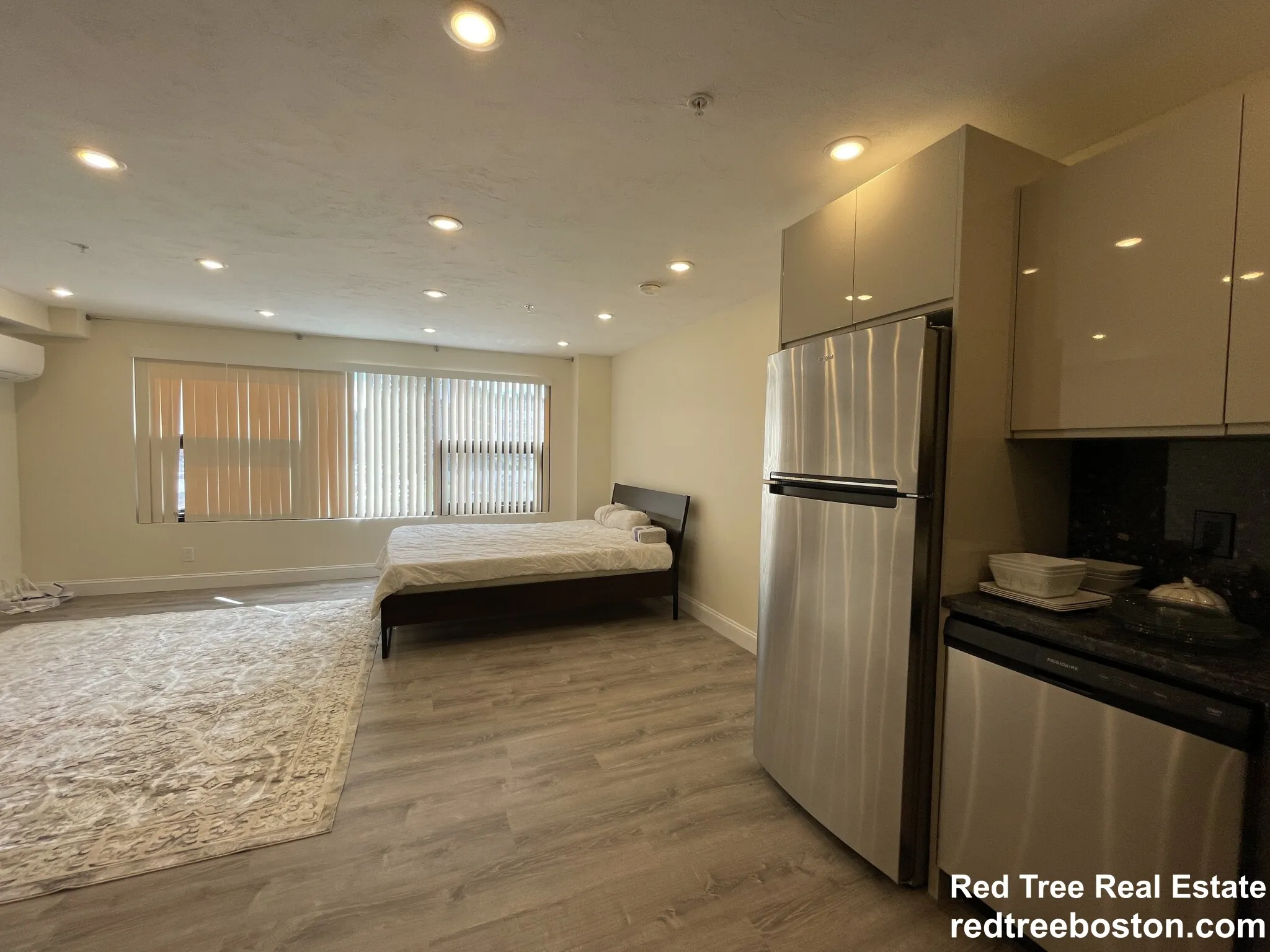 Studio bed, 1 bath apartment for rent at 1028 Commonwealth Ave Unit 206, North Brookline — photo 10 of 19