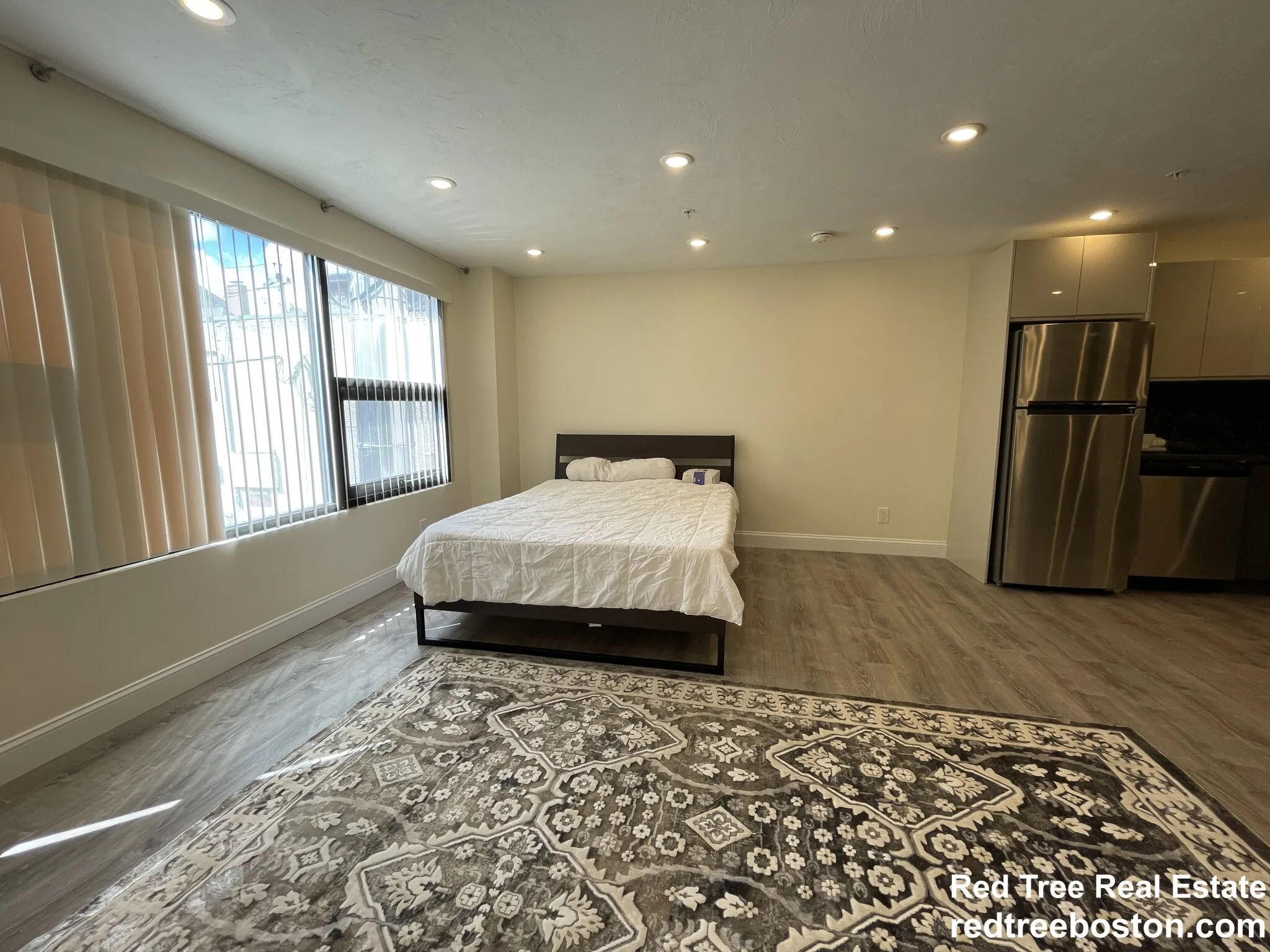 Studio bed, 1 bath apartment for rent at 1028 Commonwealth Ave Unit 206, North Brookline — photo 7 of 19