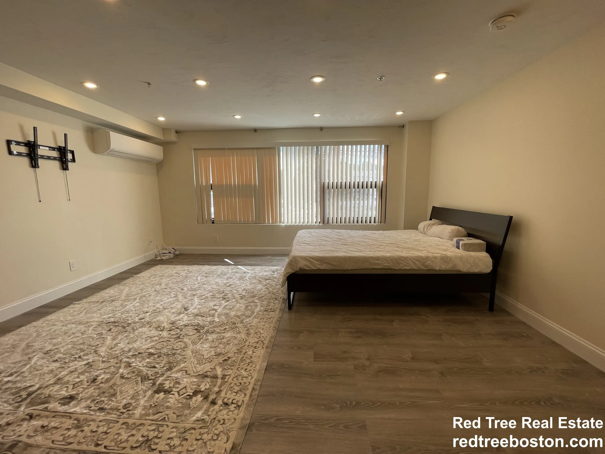 Studio bed, 1 bath apartment for rent at 1028 Commonwealth Ave Unit 206, North Brookline — photo 9 of 19