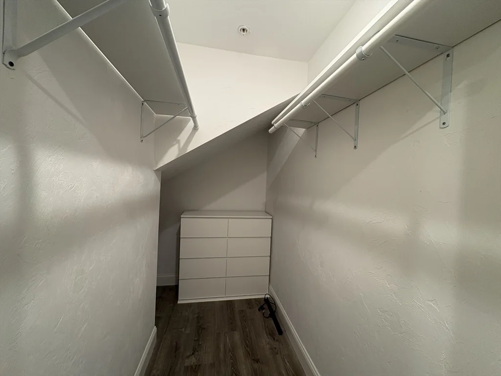 Studio bed, 1 bath apartment for rent at 1028 Commonwealth Ave Unit 305, Coolidge Corner — photo 10 of 12