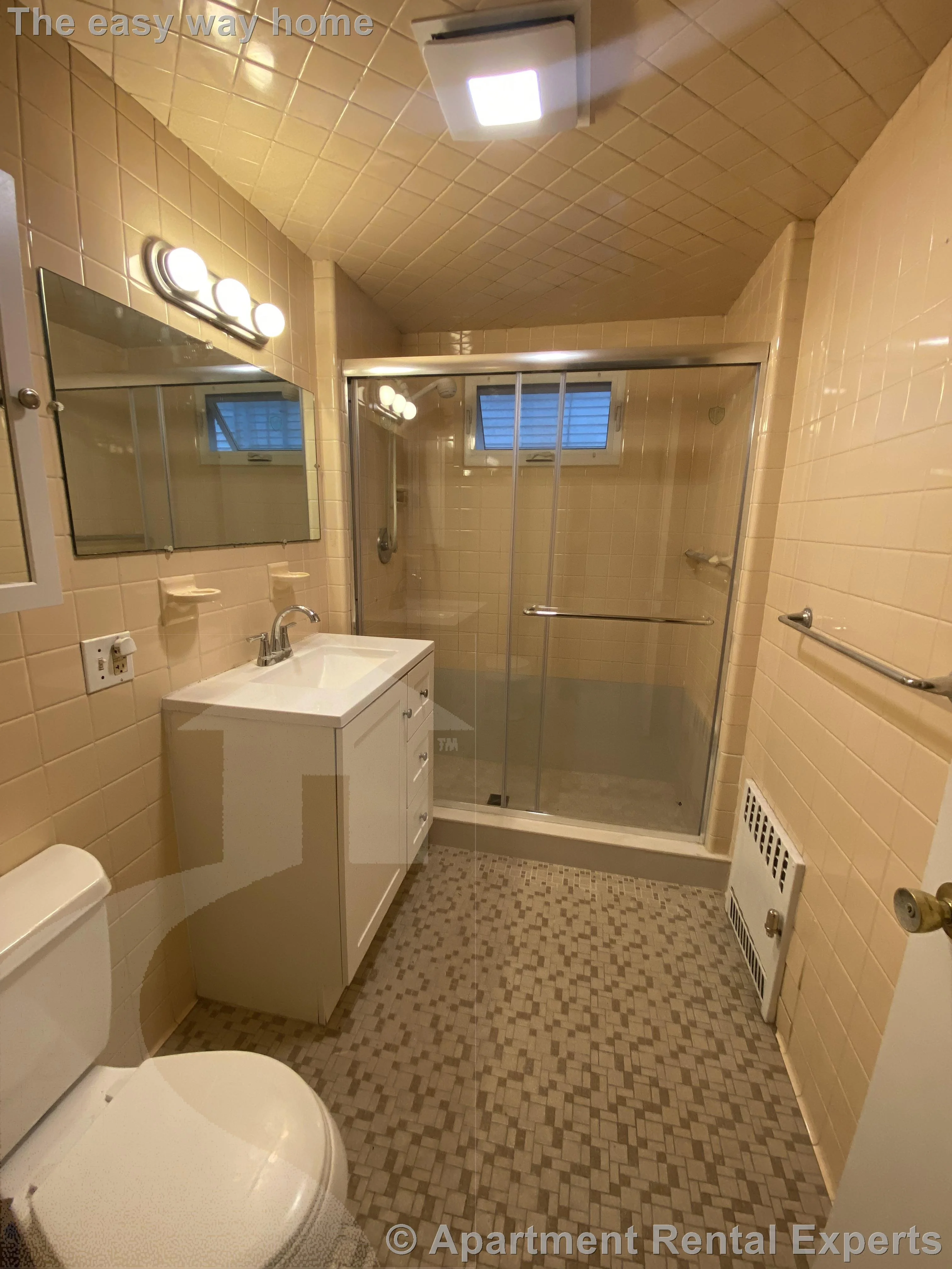 3 bed, 1 bath apartment for rent at 1028 Fellsway, Wellington — photo 8 of 15