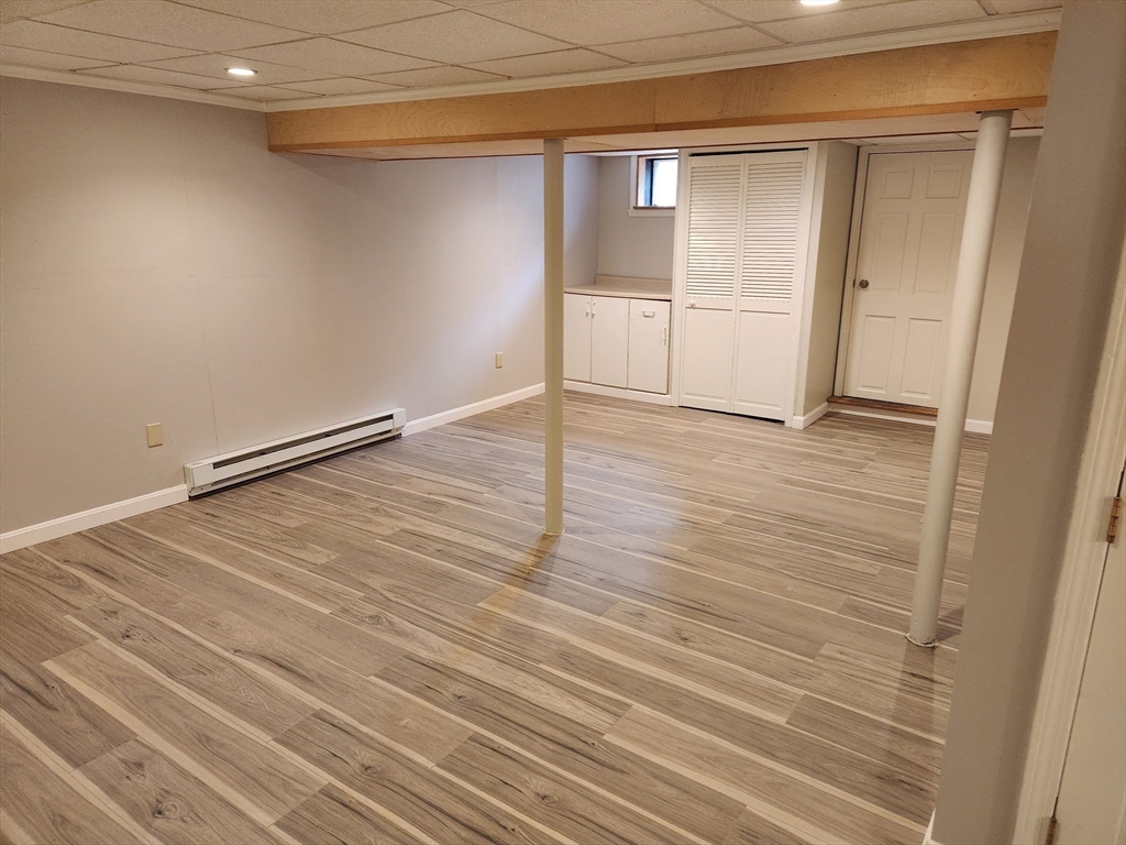 3 bed, 1 bath apartment for rent at 1028 Waverly St Unit 1028, Framingham — photo 12 of 13