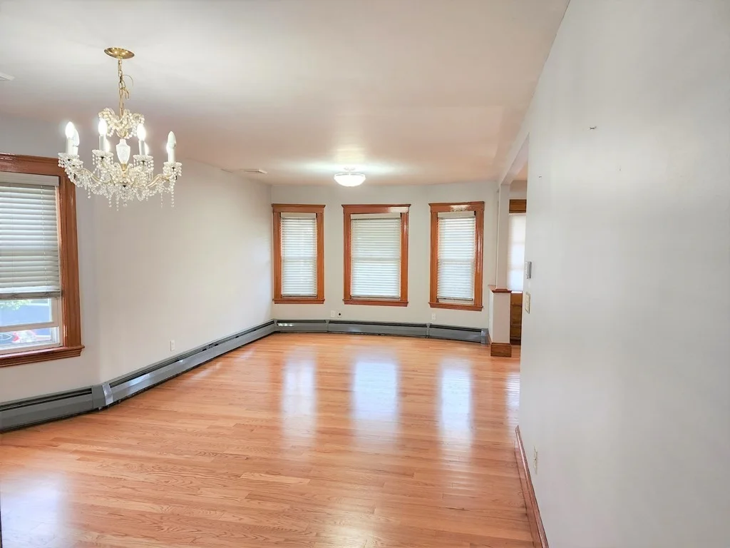 4 bed, 2 bath apartment for rent at 1029 Broadway Unit 2, Tufts University — photo 4 of 16