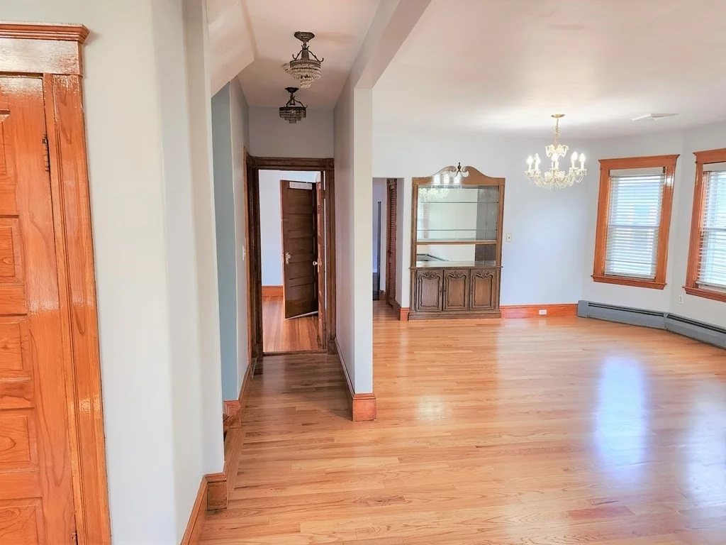 4 bed, 2 bath apartment for rent at 1029 Broadway Unit 2, Tufts University — photo 3 of 16