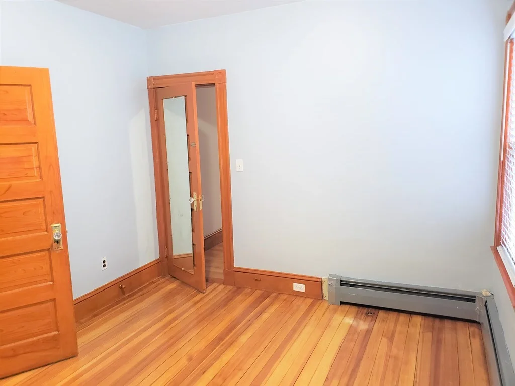 4 bed, 2 bath apartment for rent at 1029 Broadway Unit 2, Tufts University — photo 6 of 16