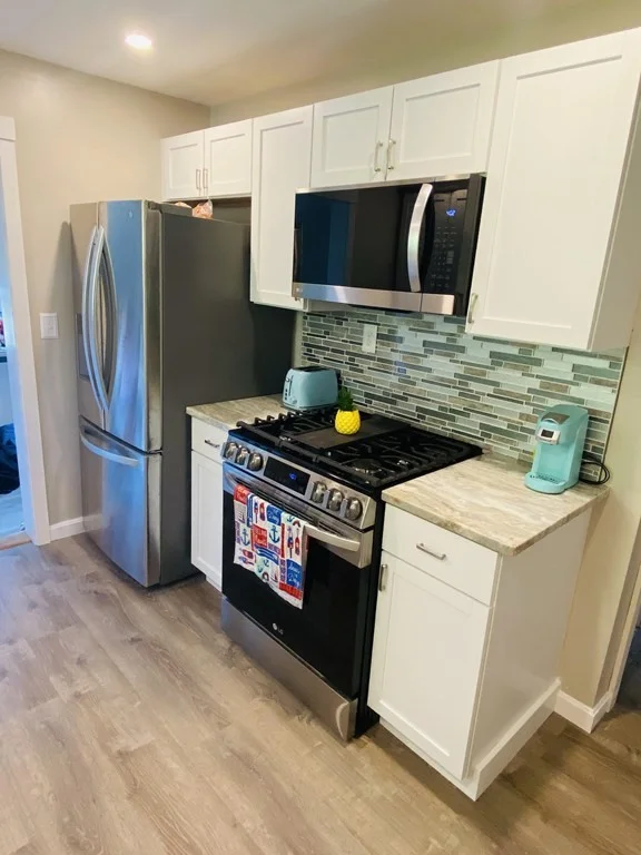3 bed, 1 bath apartment for rent at 1029 Ocean St, Marshfield — photo 10 of 13