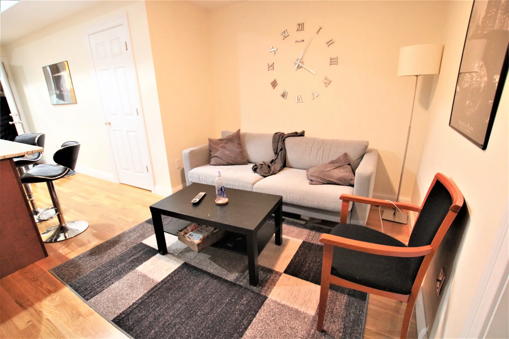 2 bed, 1 bath apartment for rent at 1029 Tremont St Unit 2, Roxbury — photo 6 of 12