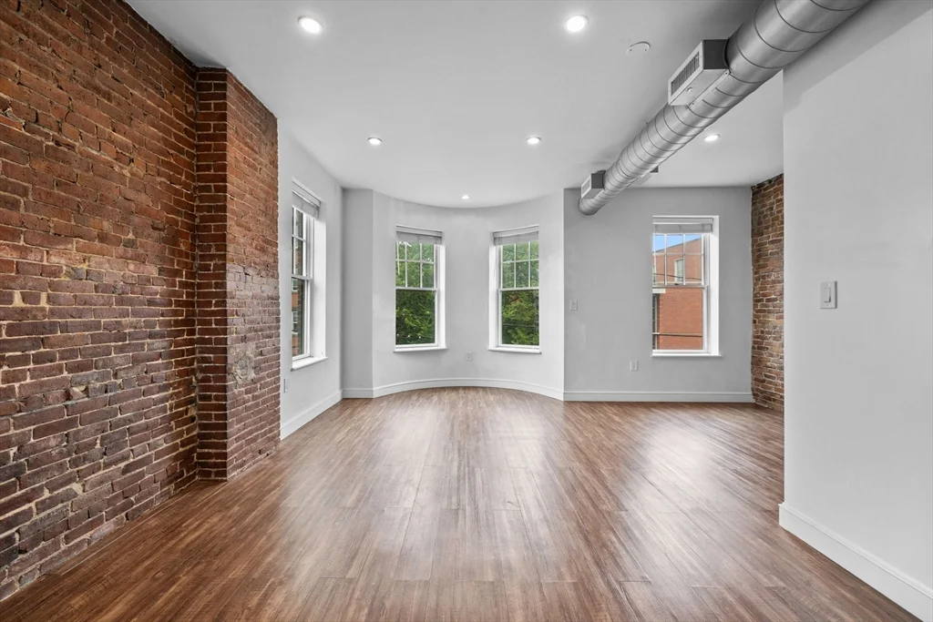 2 bed, 1 bath apartment for rent at 105 Broadway Unit 2, Chelsea — photo 8 of 21