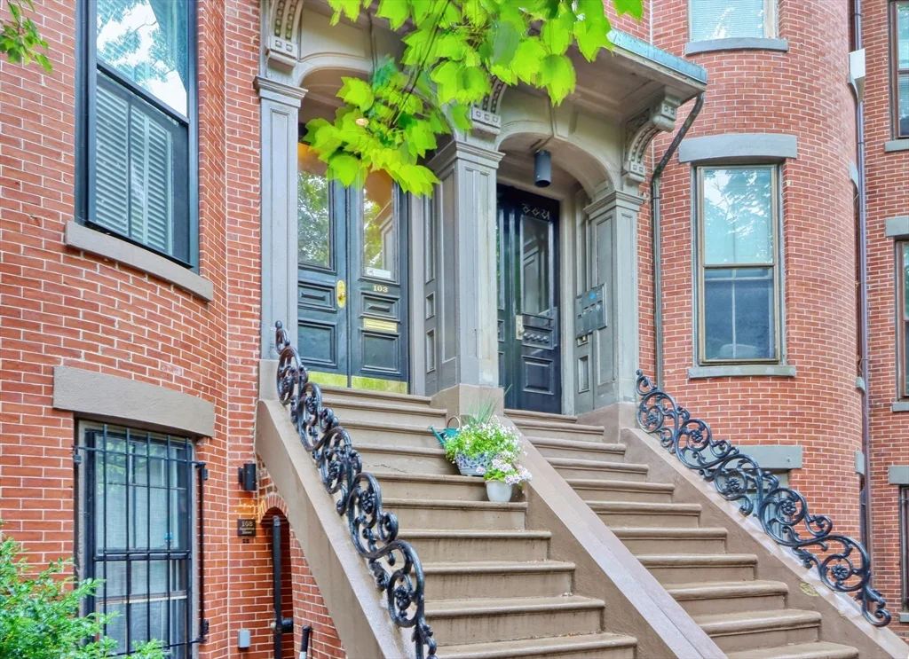 2 bed, 2 bath apartment for rent at 103 Appleton Unit 4, South End — photo 1 of 17