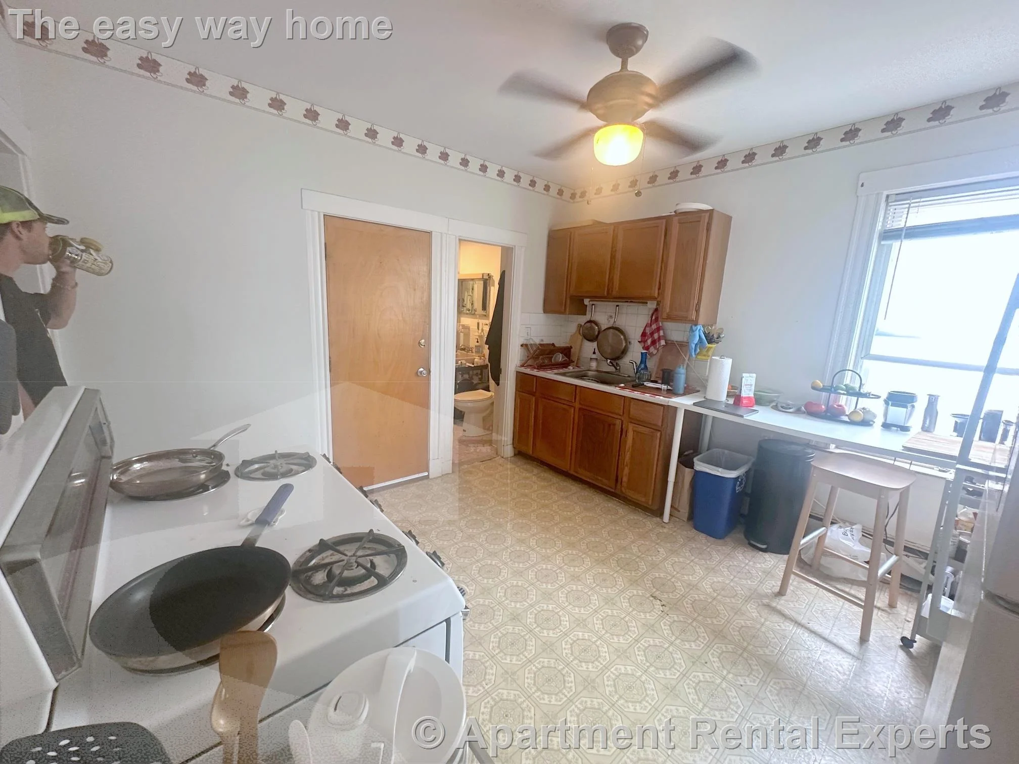 1 bed, 1 bath apartment for rent at 103 Arlington St Unit 3, Cambridge Line — photo 2 of 11