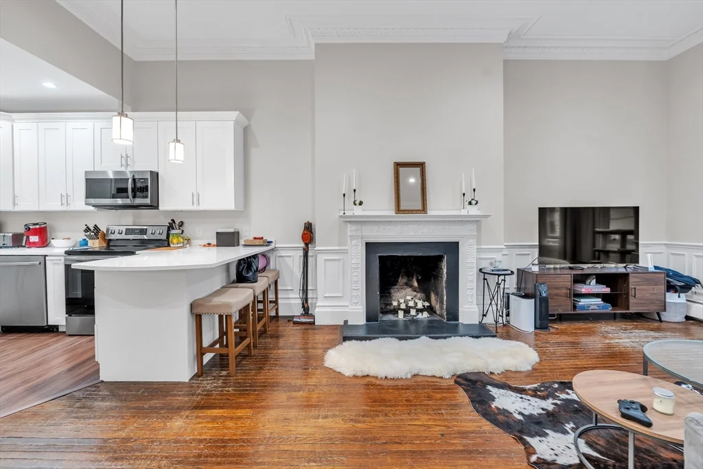 1 bed, 1.5 bath apartment for rent at 103 Beacon St Unit 2, Back Bay — photo 14 of 27