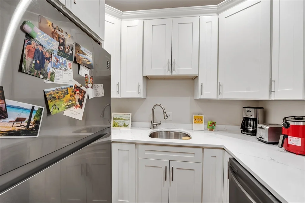1 bed, 1.5 bath apartment for rent at 103 Beacon St Unit 2, Back Bay — photo 16 of 27