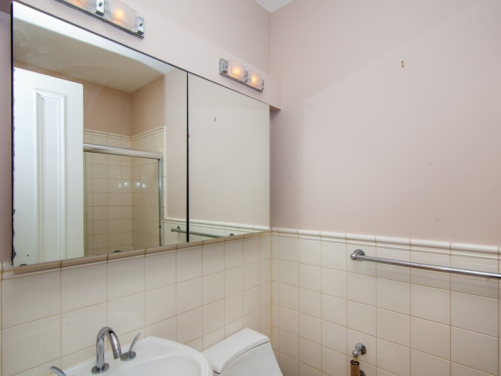 2 bed, 2 bath apartment for rent at 103 Beacon St Unit 5, Back Bay — photo 12 of 18