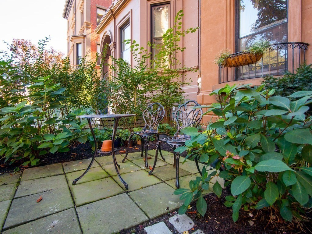 2 bed, 2 bath apartment for rent at 103 Beacon St Unit 5, Back Bay — photo 16 of 18