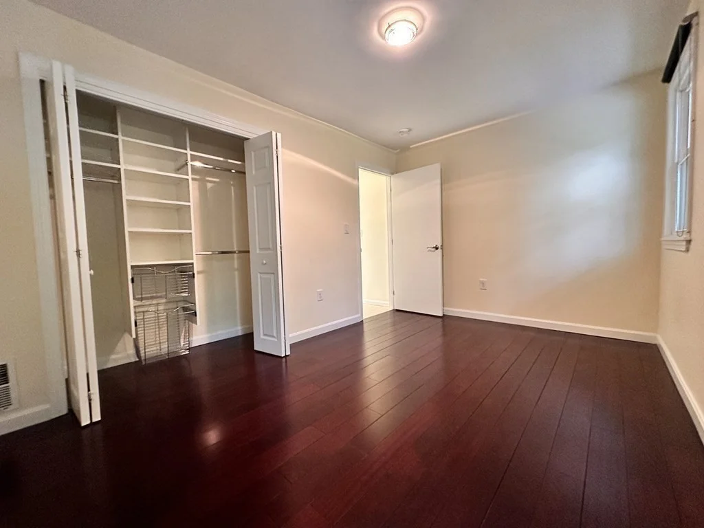 3 bed, 2 bath apartment for rent at 103 Beaconsfield Unit 103, Beaconsfield — photo 7 of 17