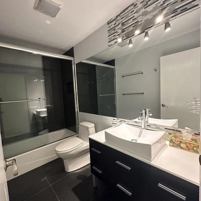 3 bed, 2 bath apartment for rent at 103 Beaconsfield Unit 103, Beaconsfield — photo 9 of 17