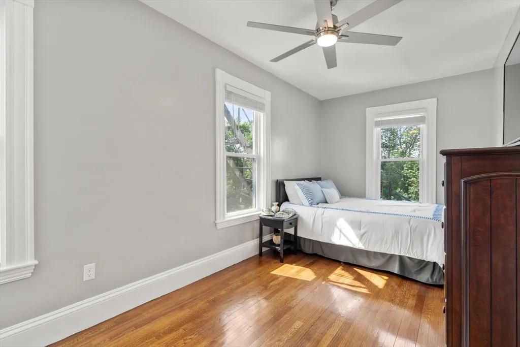 3 bed, 2 bath apartment for rent at 103 Belgrade Ave Unit 2, Roslindale — photo 7 of 24