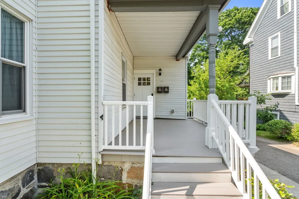 3 bed, 2 bath apartment for rent at 103 Belgrade Ave Unit 2, Roslindale — photo 16 of 24