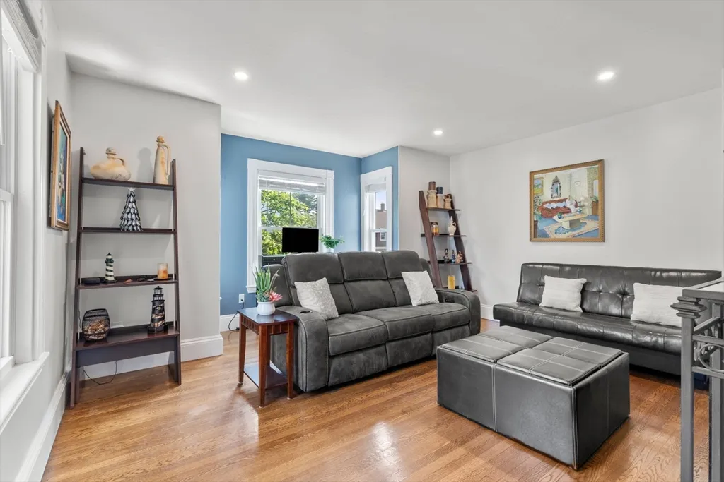 3 bed, 2 bath apartment for rent at 103 Belgrade Ave Unit 2, Roslindale — photo 4 of 24