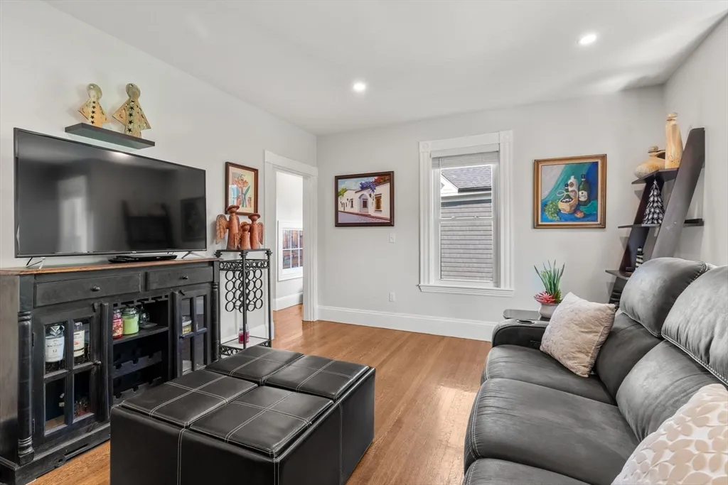 3 bed, 2 bath apartment for rent at 103 Belgrade Ave Unit 2, Roslindale — photo 6 of 24