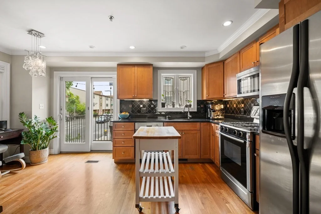 2 bed, 2 bath apartment for rent at 103 Bolton St Unit 1, South Boston — photo 2 of 20