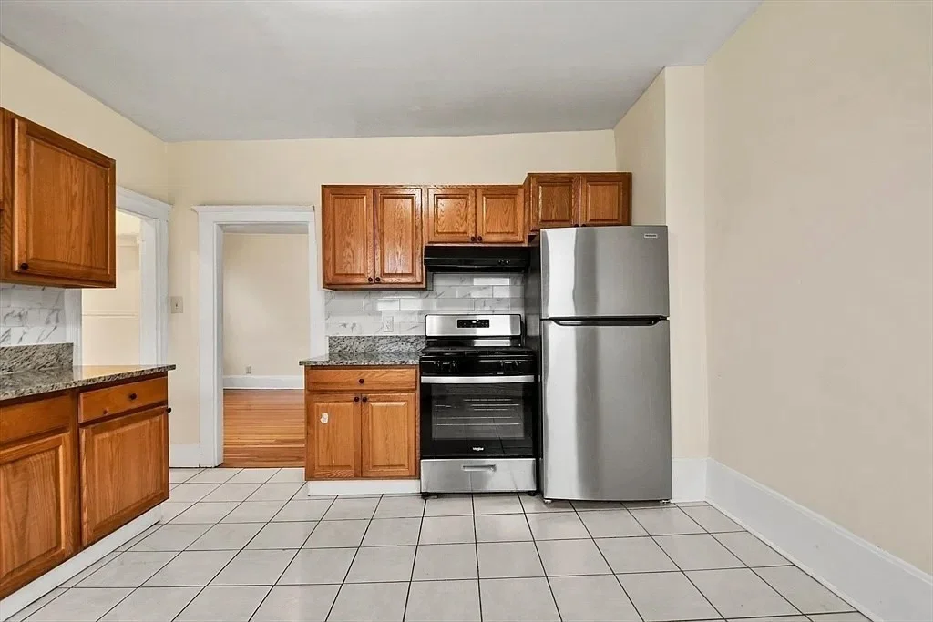 2 bed, 1 bath apartment for rent at 103 Brunswick St Unit 1, Dorchester — photo 2 of 9