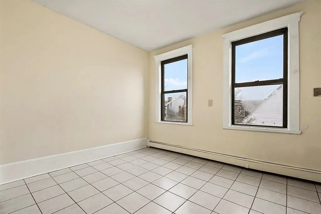2 bed, 1 bath apartment for rent at 103 Brunswick St Unit 1, Dorchester — photo 4 of 9