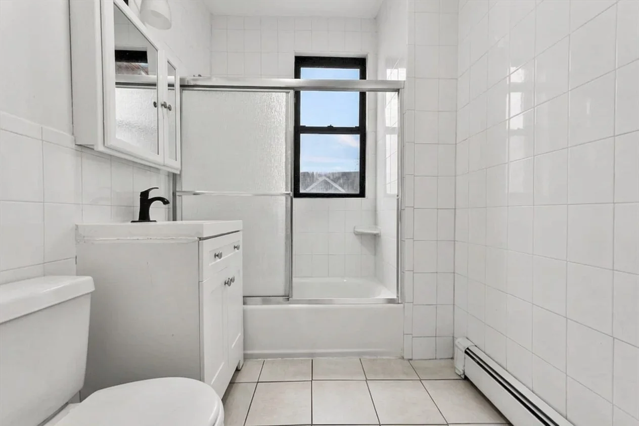 2 bed, 1 bath apartment for rent at 103 Brunswick St Unit 1, Dorchester — photo 5 of 9