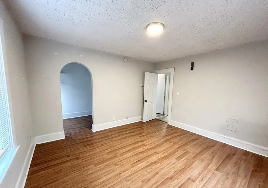 2 bed, 1 bath apartment for rent at 103 Buttonwood Unit 3, Dorchester — photo 4 of 9
