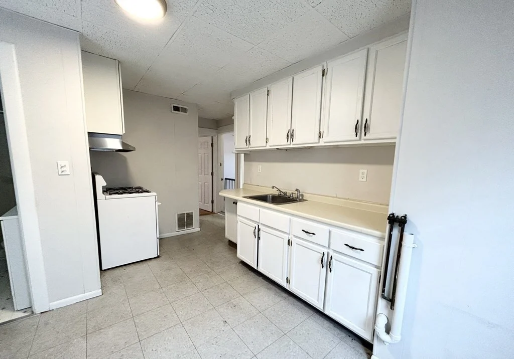 2 bed, 1 bath apartment for rent at 103 Buttonwood Unit 3, Dorchester — photo 1 of 9