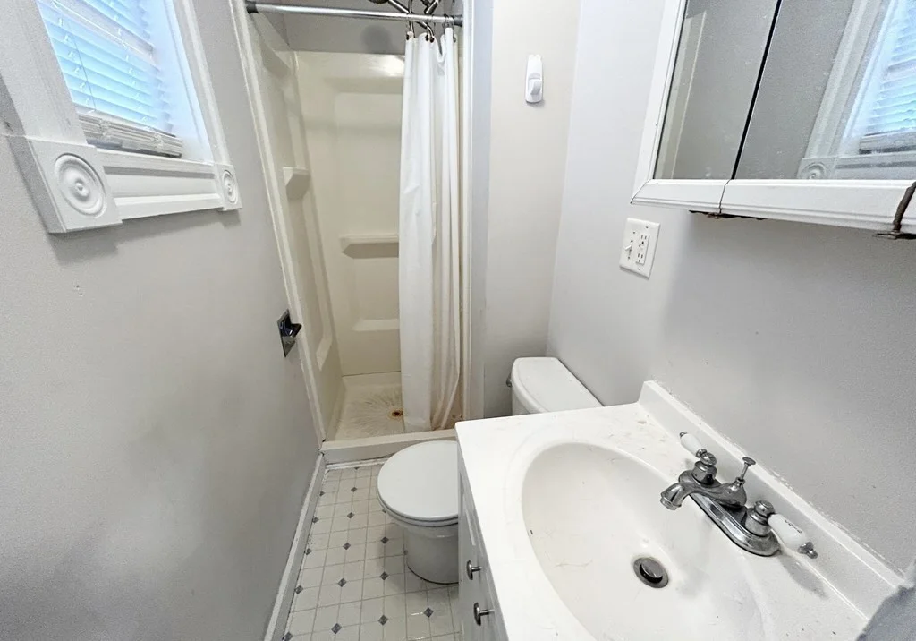 2 bed, 1 bath apartment for rent at 103 Buttonwood Unit 3, Dorchester — photo 7 of 9