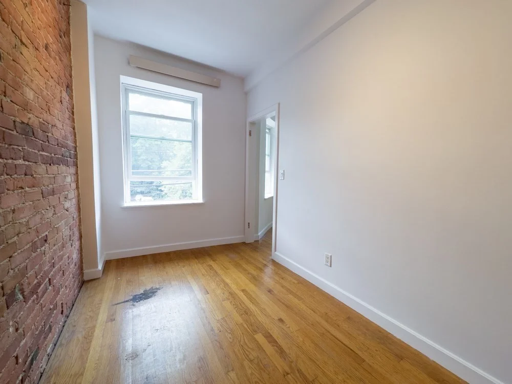 4 bed, 2 bath apartment for rent at 103 Cedarstreet Unit -, Roxbury — photo 26 of 30