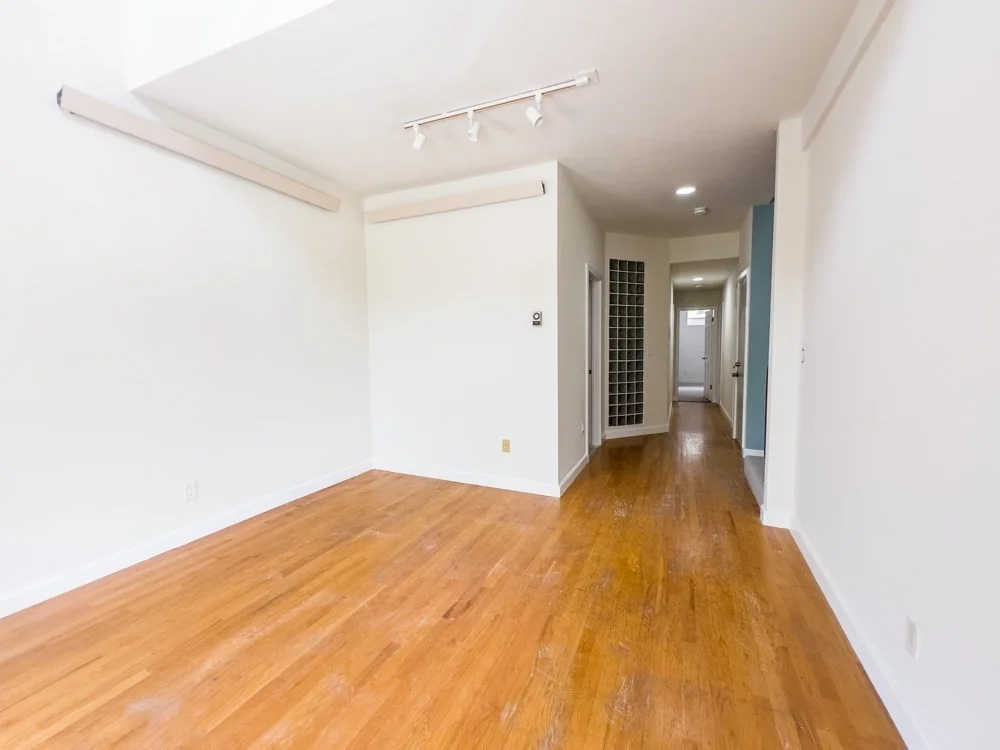 4 bed, 2 bath apartment for rent at 103 Cedarstreet Unit -, Roxbury — photo 8 of 30