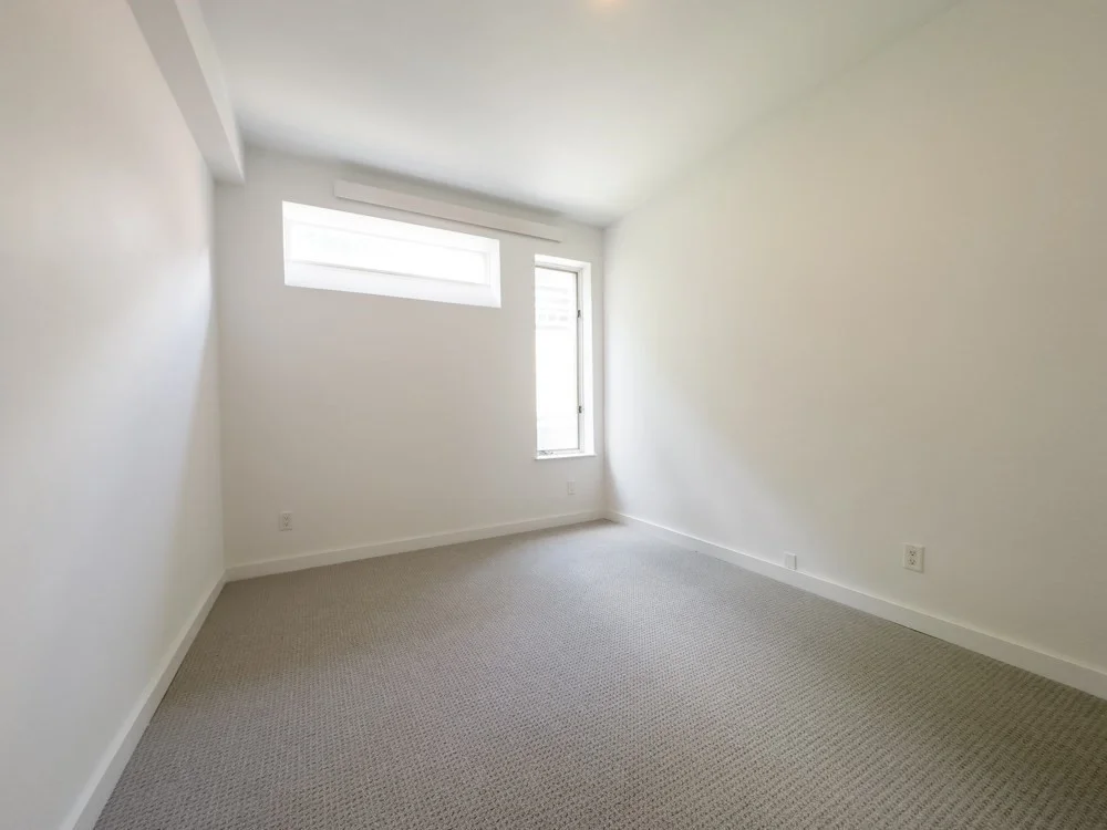 4 bed, 2 bath apartment for rent at 103 Cedarstreet Unit -, Roxbury — photo 30 of 30